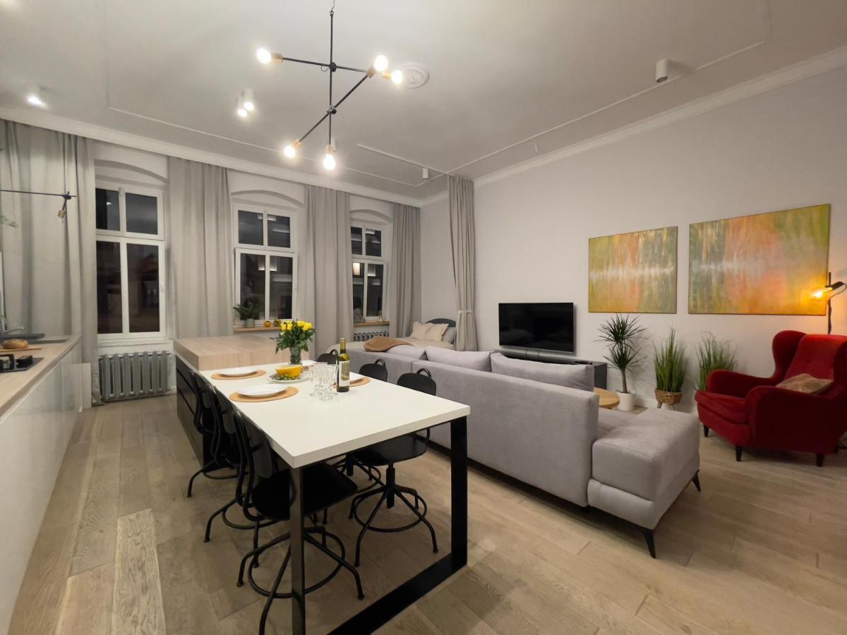 Spacious Apart In The Center- Main Square 300M Wroclaw Exterior photo